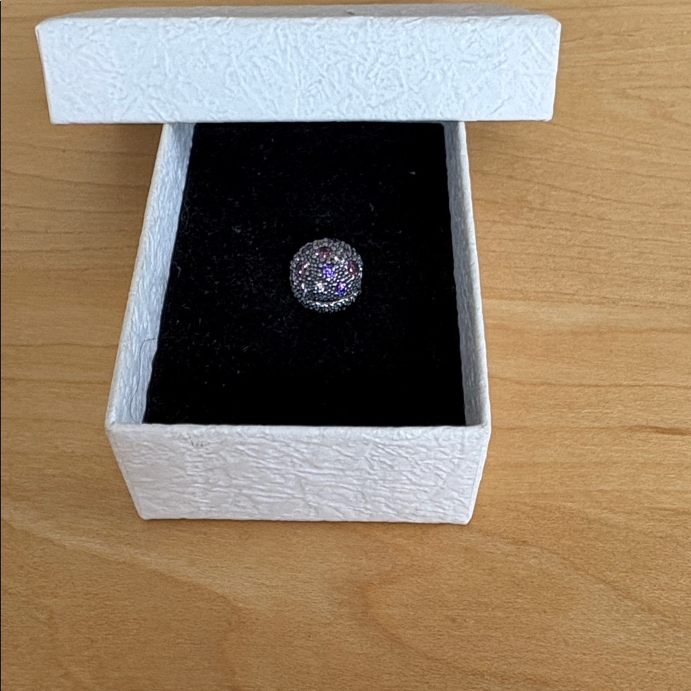 Pandora Cosmic Stars Clip with Purple and Pink - Picture 7 of 8